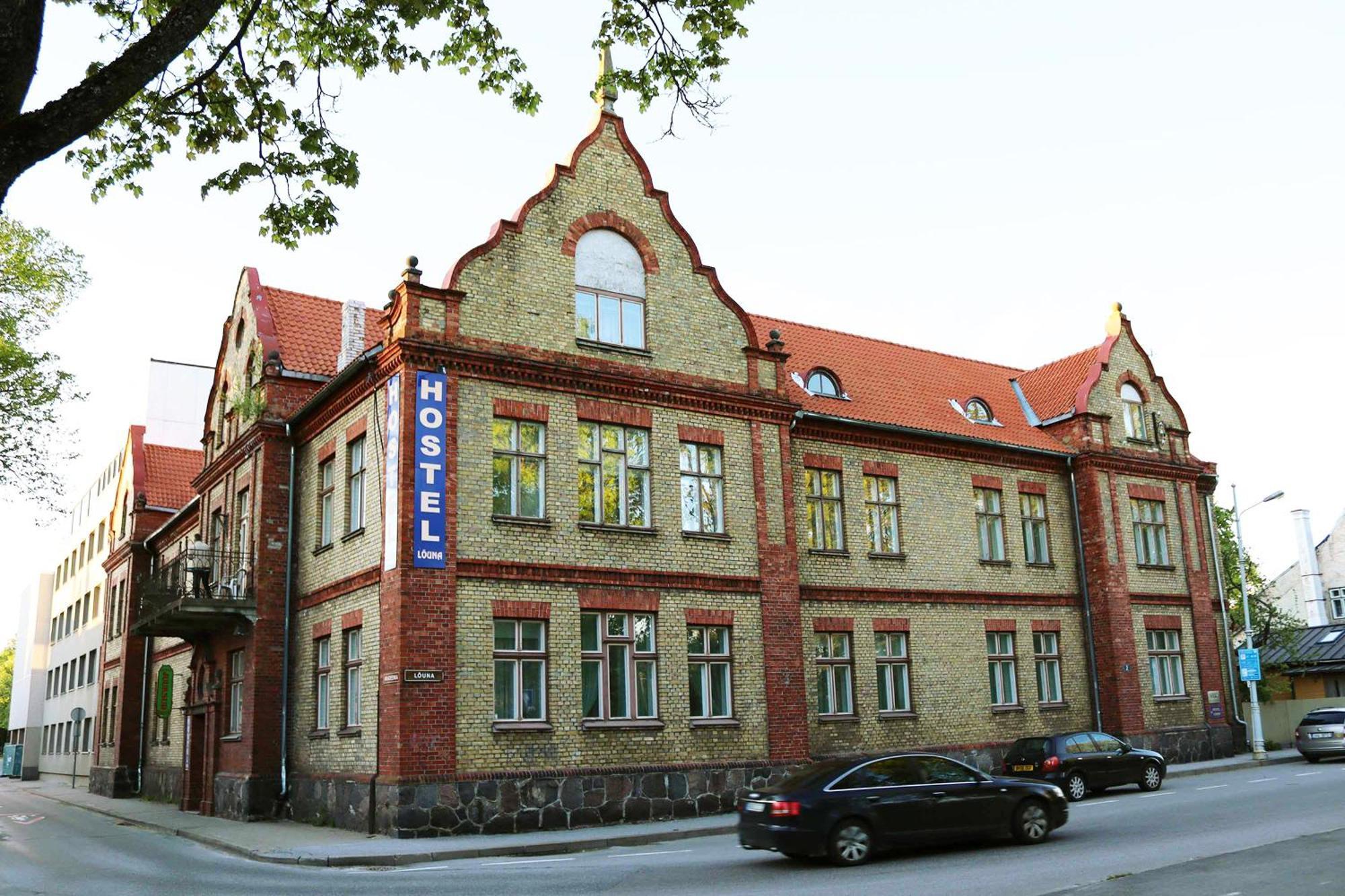 Hostel Louna Pärnu Esterno foto